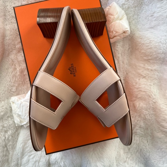 New Hermes Oasis Oran Sandal - Picture 10 of 15